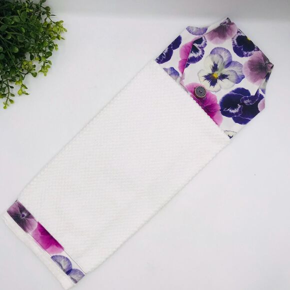 Hanging Kitchen Towel: Bright Purple Pansies Topper, Button Closure - Picture 2 of 7